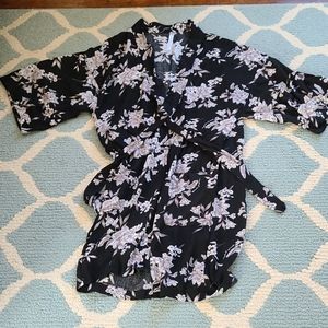 Floral womens kimono